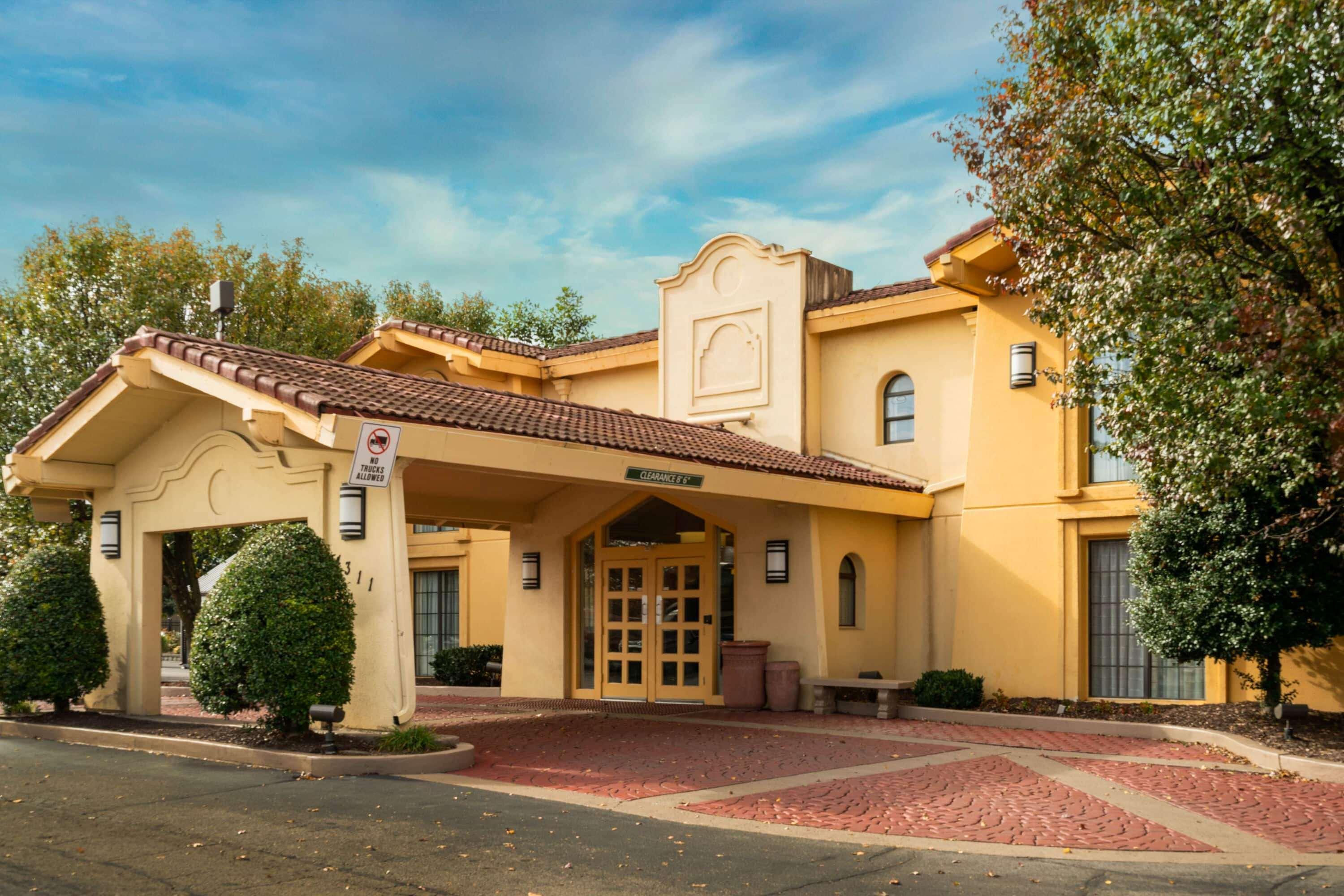 La Quinta Inn By Wyndham Nashville South Экстерьер фото